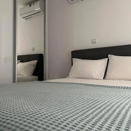 Luxury Lavender Apartment Larnaca Luaran gambar