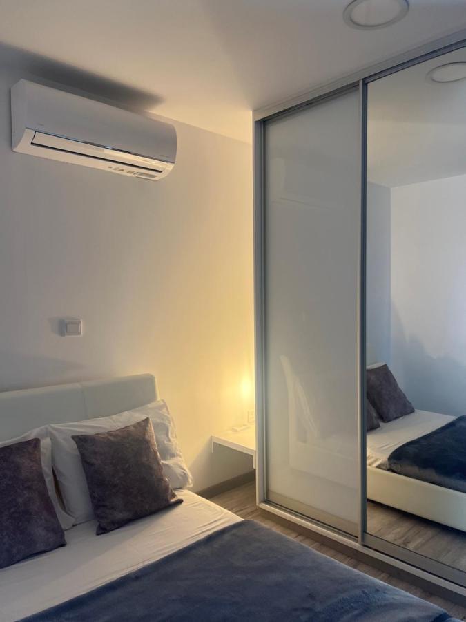 Luxury Lavender Apartment Larnaca Luaran gambar